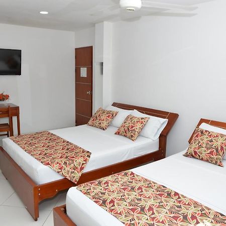 Hotel Canoa Inn Caucasia Exterior photo