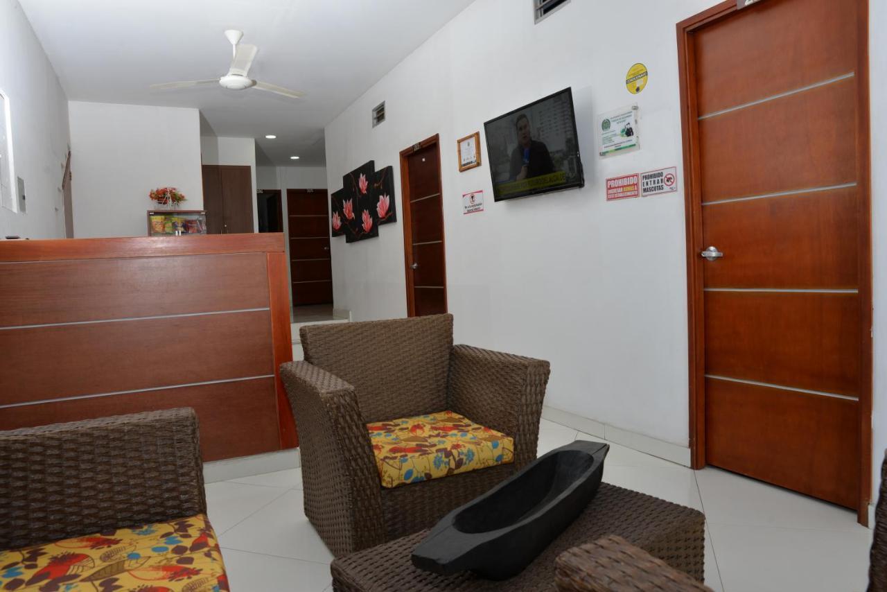Hotel Canoa Inn Caucasia Exterior photo