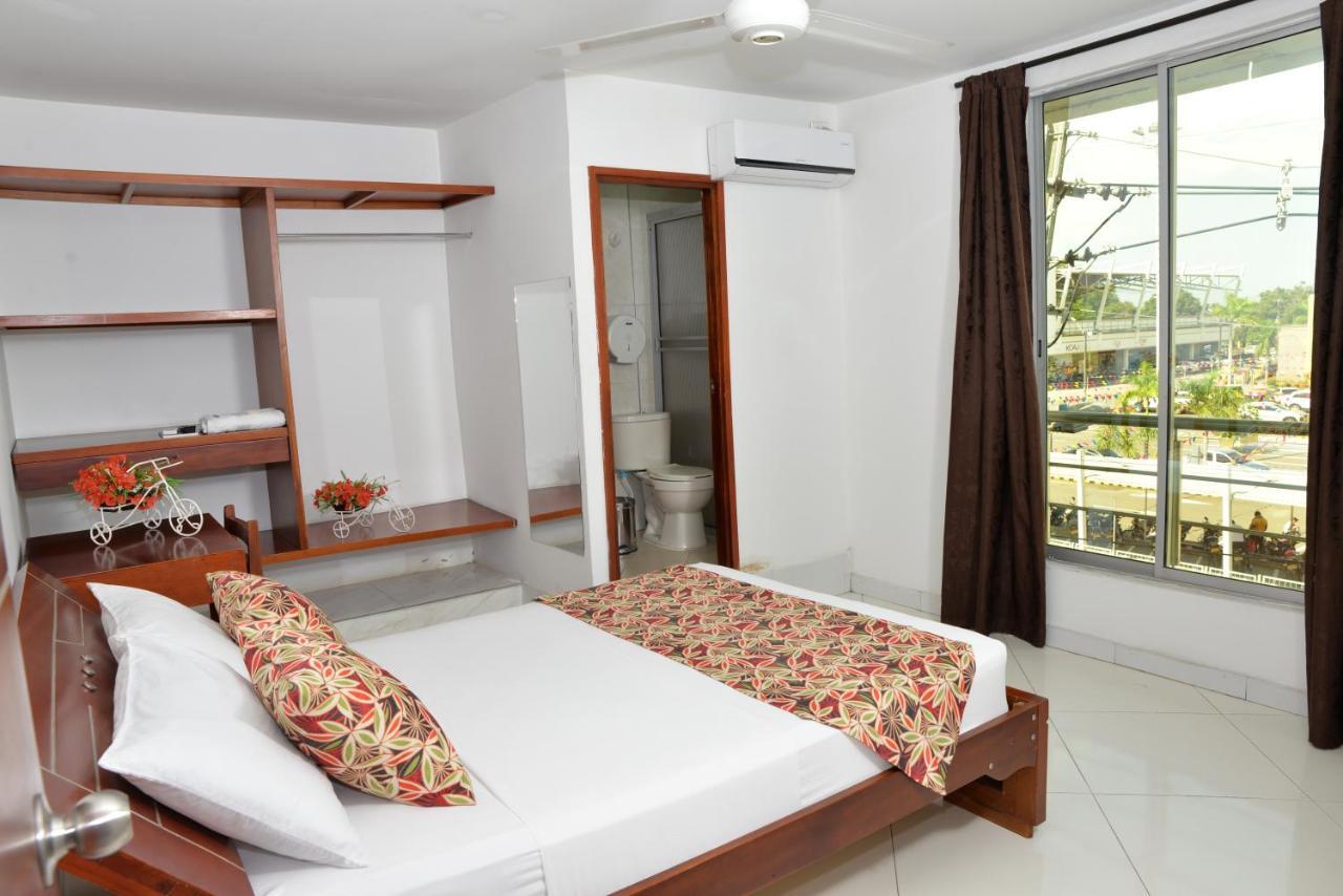 Hotel Canoa Inn Caucasia Exterior photo